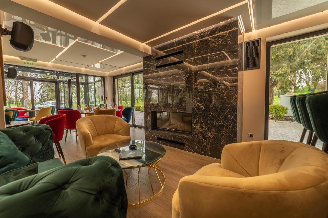 Hotel Spa Grad Kovin Екстер'єр фото