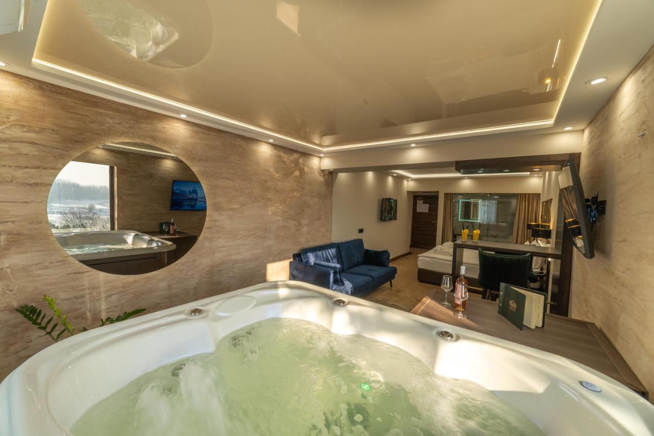 Hotel Spa Grad Kovin Екстер'єр фото